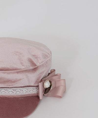 Velour Casquette with Brooch
