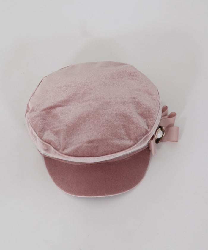 Velour Casquette with Brooch