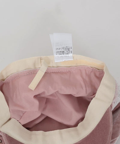 Velour Casquette with Brooch