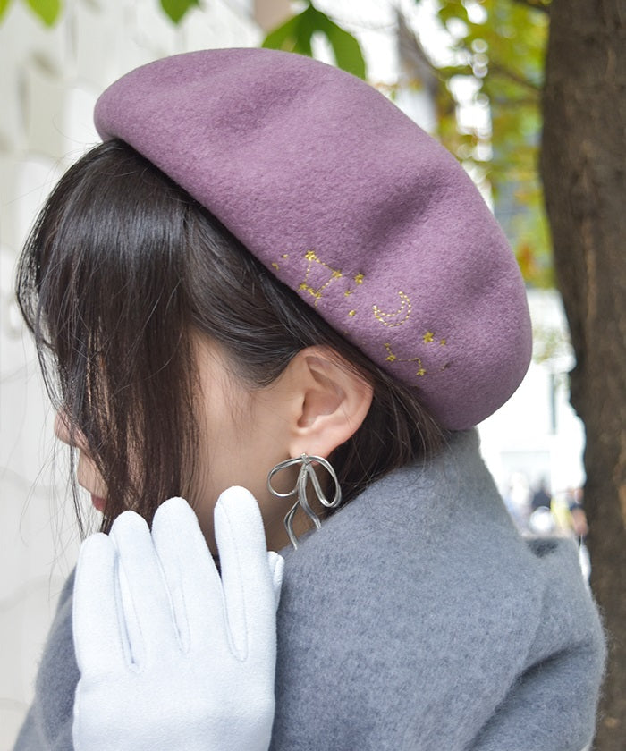 Winter Constellation Embroidery Beret – axes femme from JAPAN