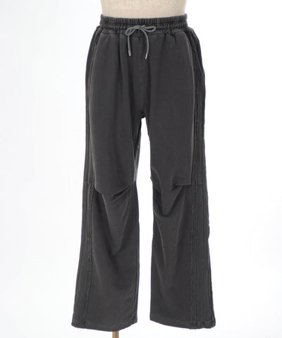 Knee Pleats Sweatpants