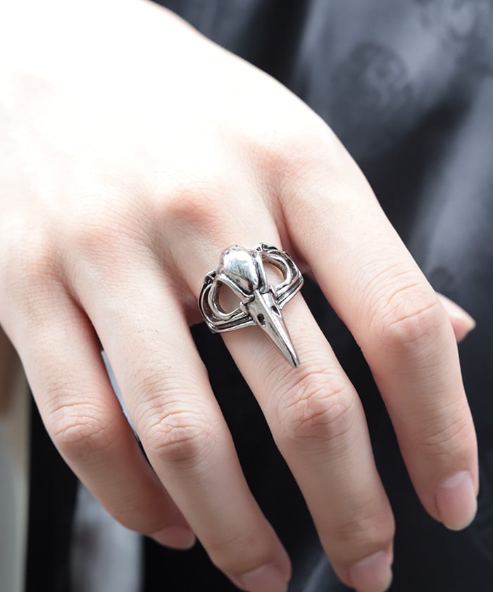 Crow Skull Motif Ring
