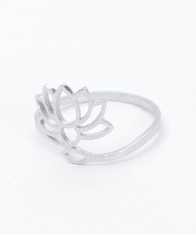 Lotus Motif Ring