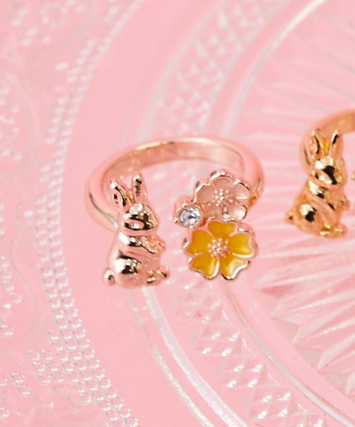 花うさぎ Rabbit & Flower Ring – axes femme from JAPAN