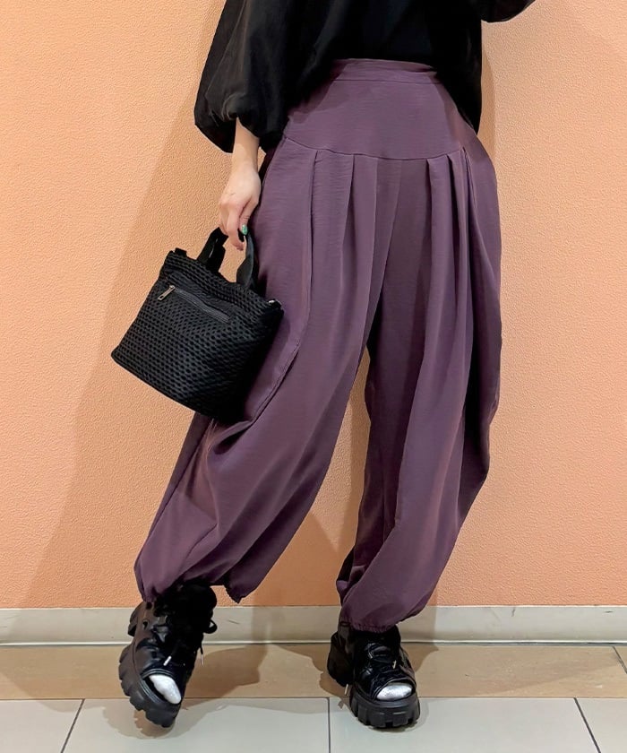 Tuck Deformed Big Pants