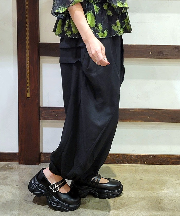 Tuck Deformed Big Pants