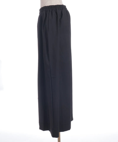 Asymmetric Contrast Fabric Layered Pants