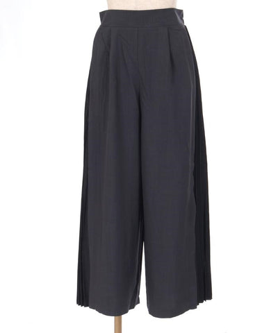 Contrast Fabric Side Pleated Pants