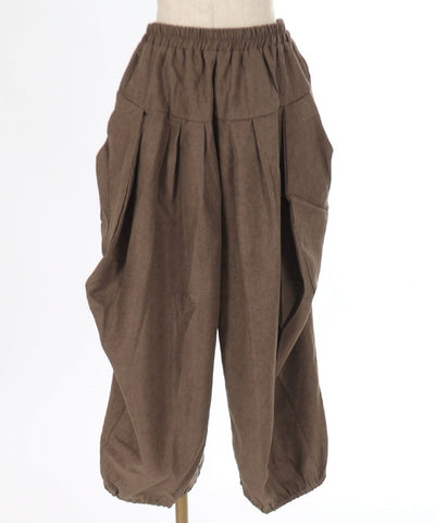 Deformed Tuck Pants