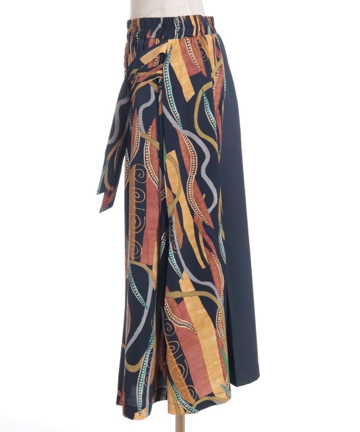 Asymmetric Decoration Belt Skirt