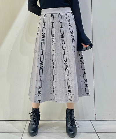 Chain Pattern Flare Skirt