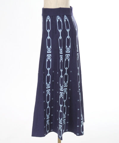 Chain Pattern Flare Skirt