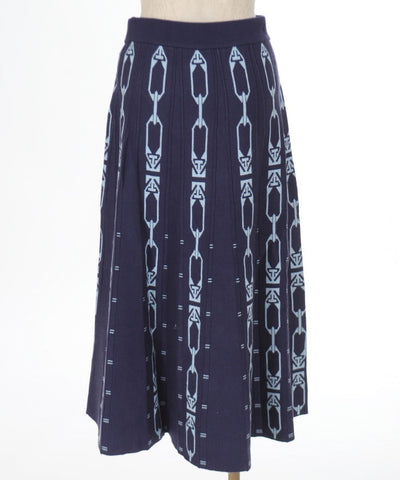 Chain Pattern Flare Skirt