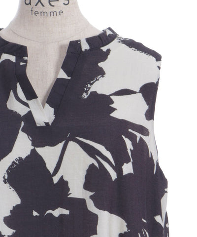 Skipper Large Pattern Flare Dress