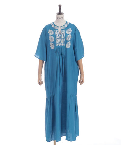 Embroidery Skipper Maxi Dress