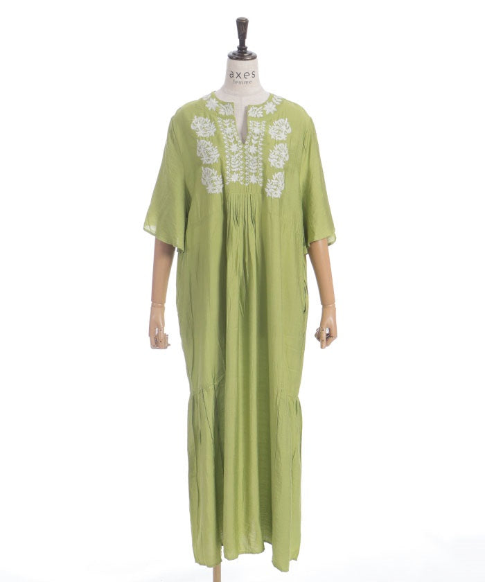 Embroidery Skipper Maxi Dress