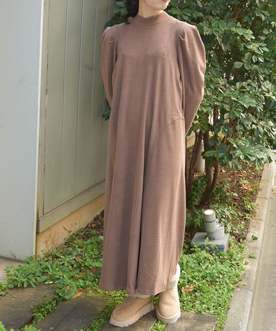 Brushed Cut Tuck Sleeve Dress