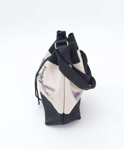 Knit Panel Pattern Drawstring Bag