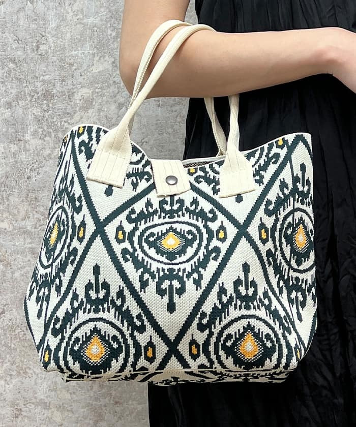 Ethnic Pattern Knit Bag