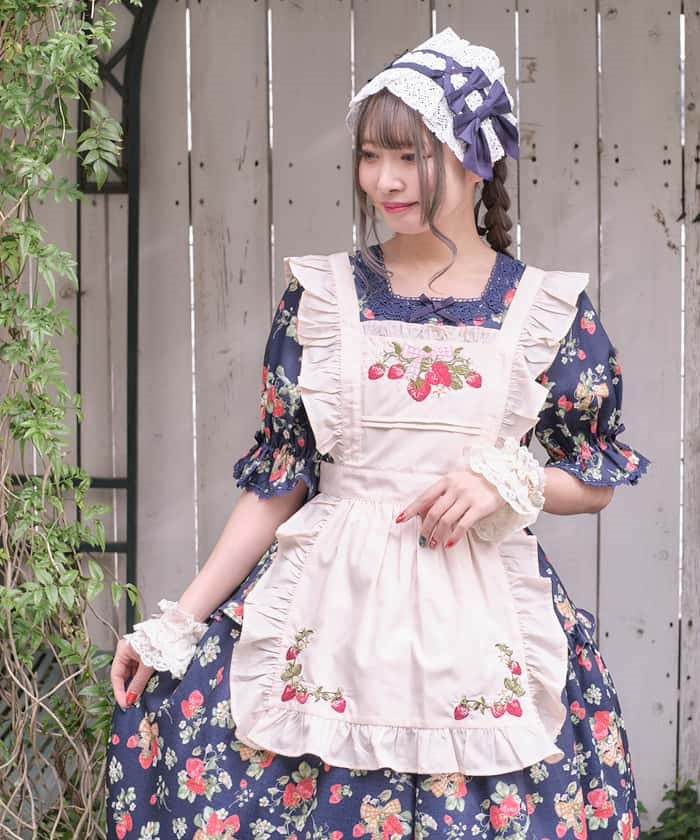 タグ付き新品 axes femme kawaii クラシックベリー刺繍エプロン Classic Berry Embroidery Apron – axes femme from JAPAN