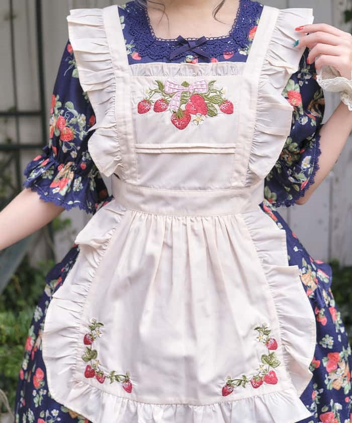 Classic Berry Embroidery Apron