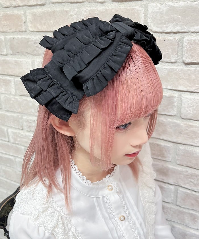 Ribbon-Shaped Headdress