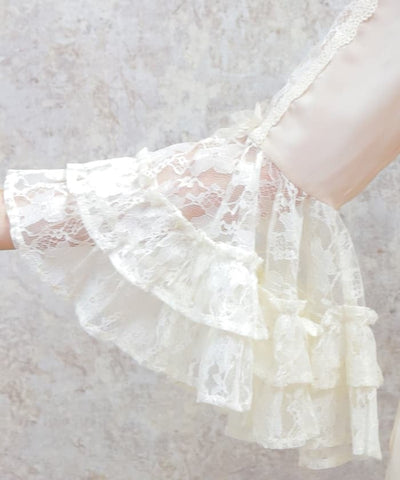 Lacy Princess Sleeves Blouse (Pre-order)