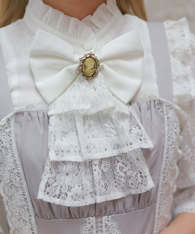 Classical Lacy Short Sleeve Blouse