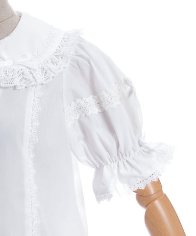 Torsion Lace Round Collar Short Sleeve Blouse
