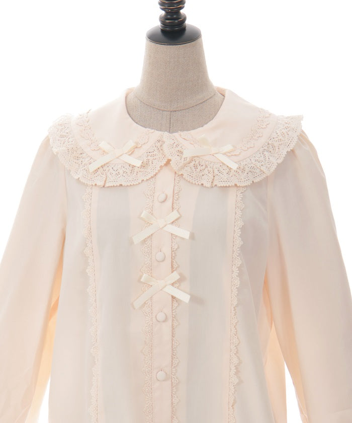 Torsion Lace Round Collar Blouse