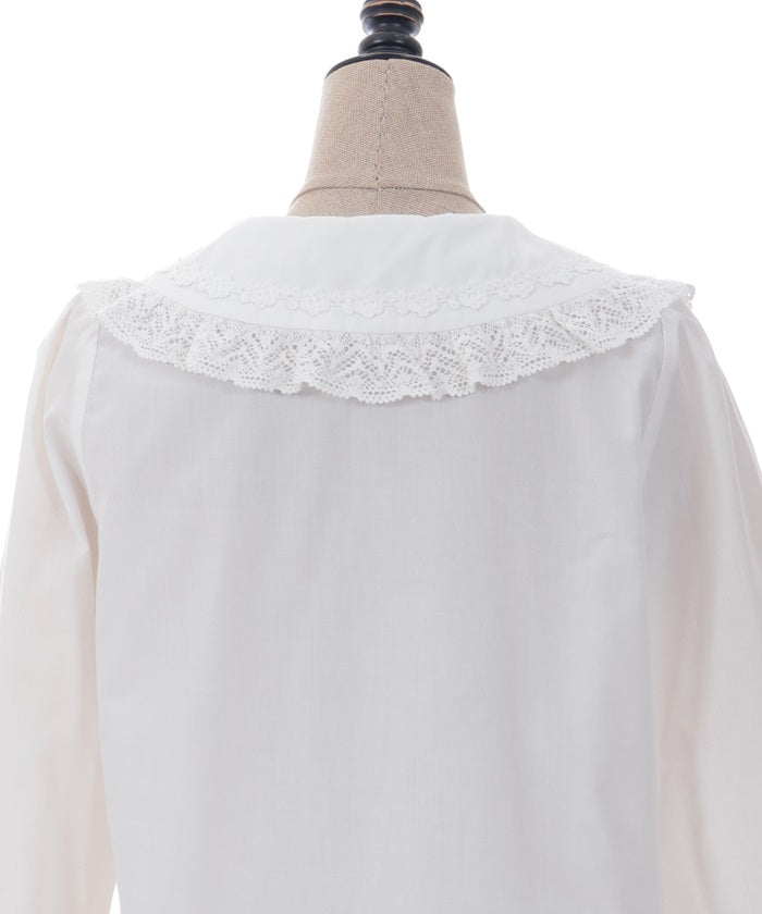 Torsion Lace Round Collar Blouse