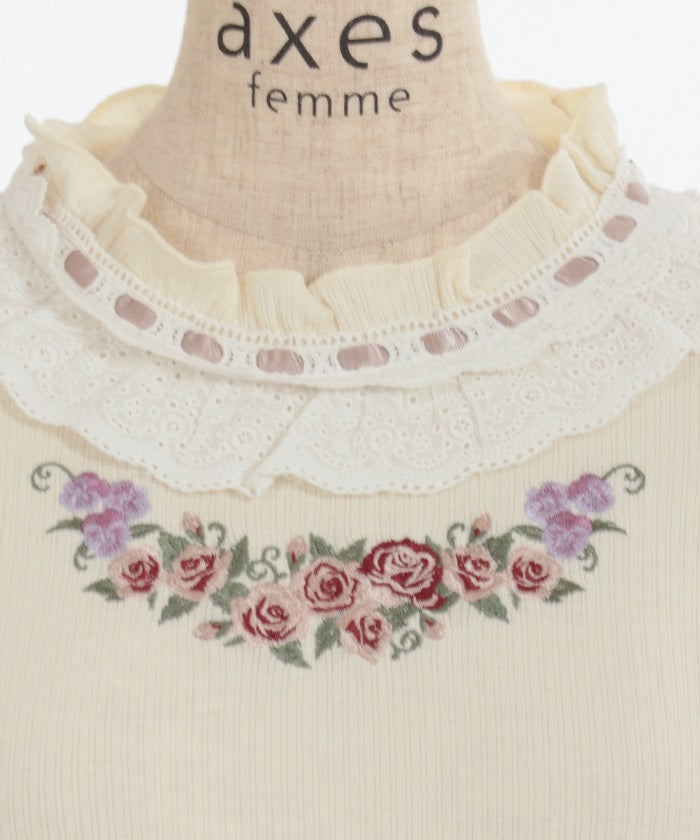 Rose Embroidery Lace Panel Pullover