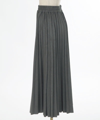 Cut & Sewn Suede Pleated Skirt