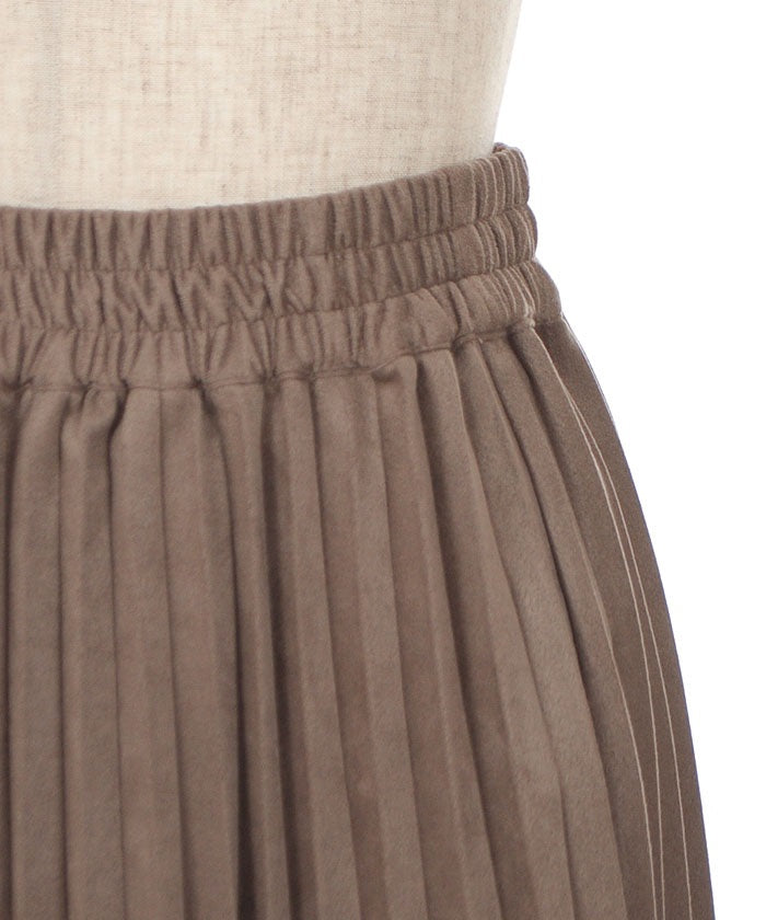 Cut & Sewn Suede Pleated Skirt