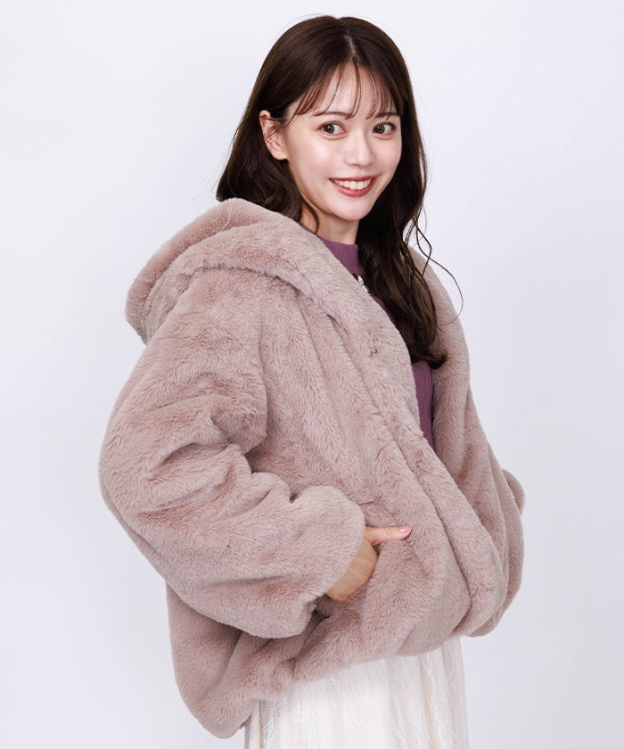 Fur Coat – axes femme from JAPAN