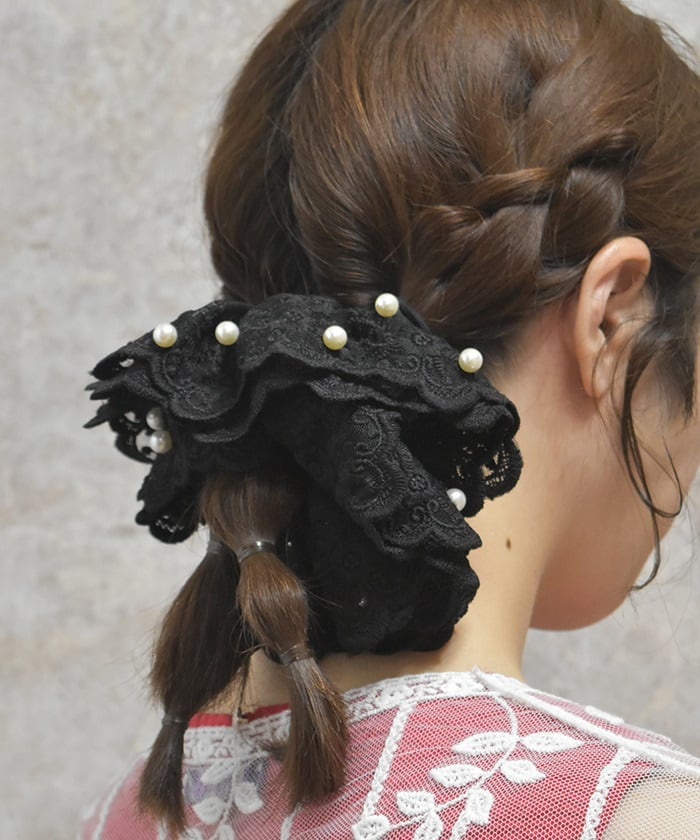 Pearl Lace Scrunchie
