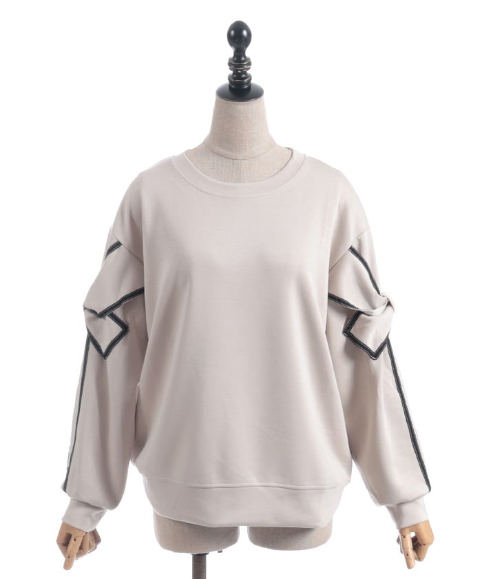 Sleeve Ribbon Cut-and-Sewn Pullover