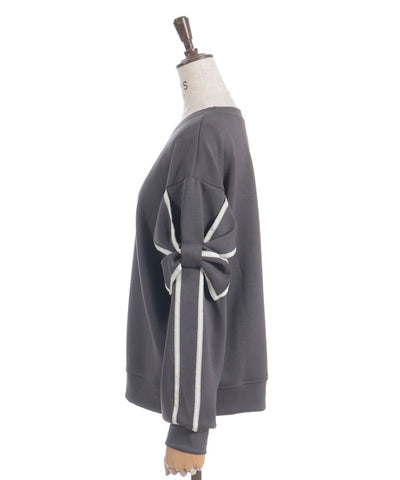 Sleeve Ribbon Cut-and-Sewn Pullover