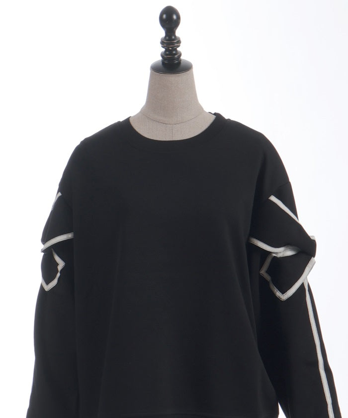 Sleeve Ribbon Cut-and-Sewn Pullover