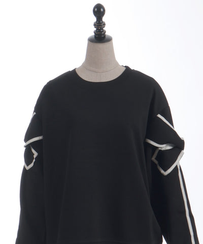 Sleeve Ribbon Cut-and-Sewn Pullover