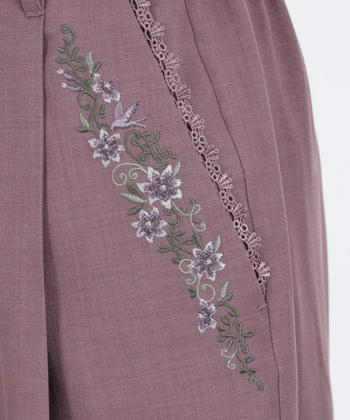 Bird & Flower Embroidery Tuck Pants