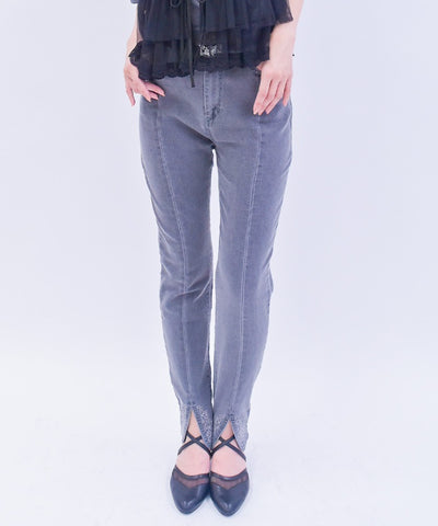 Embroidery Slit Fitted Denim Pants