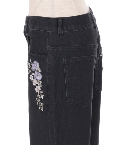 Embroidery Denim Pants