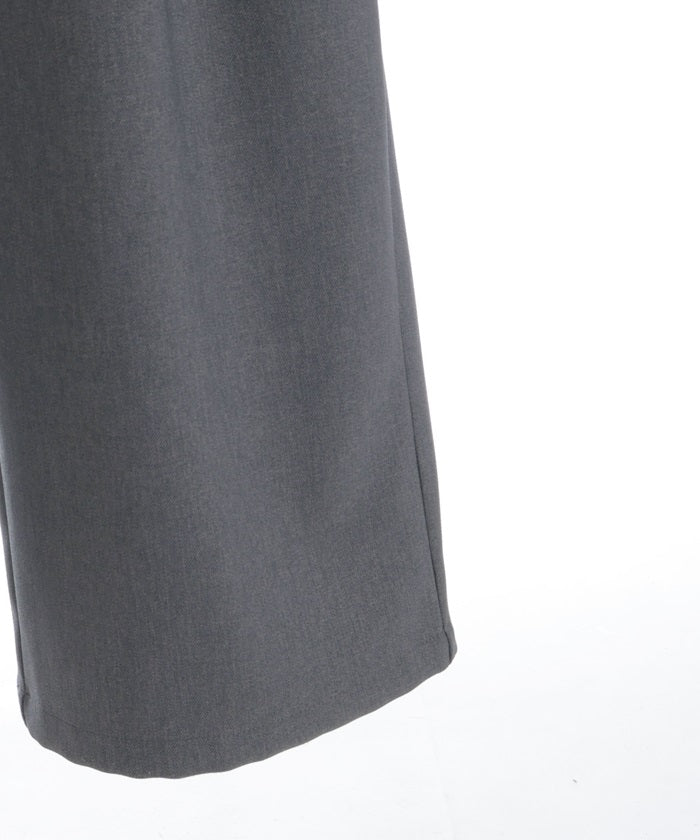 Two Tuck Semi Wide Pants