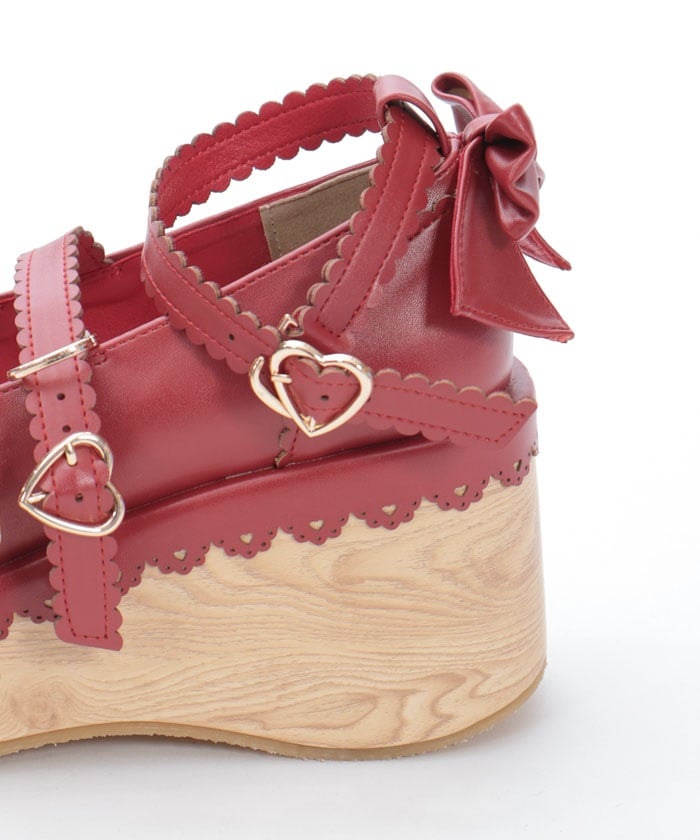 Wooden Sole Design Pumps