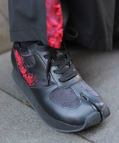 Higanbana Embroidery Tabi Sneakers