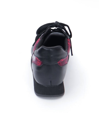 Higanbana Embroidery Tabi Sneakers