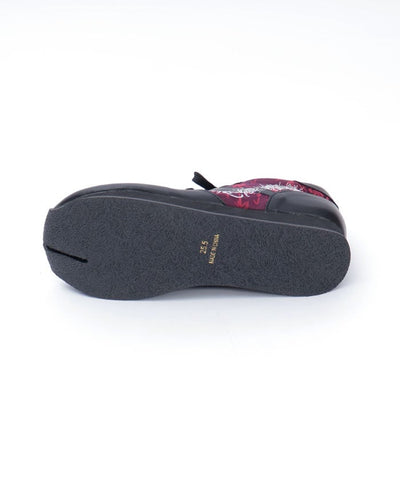Higanbana Embroidery Tabi Sneakers