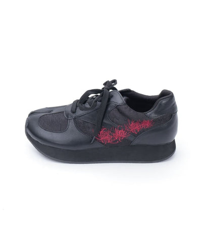 Higanbana Embroidery Tabi Sneakers