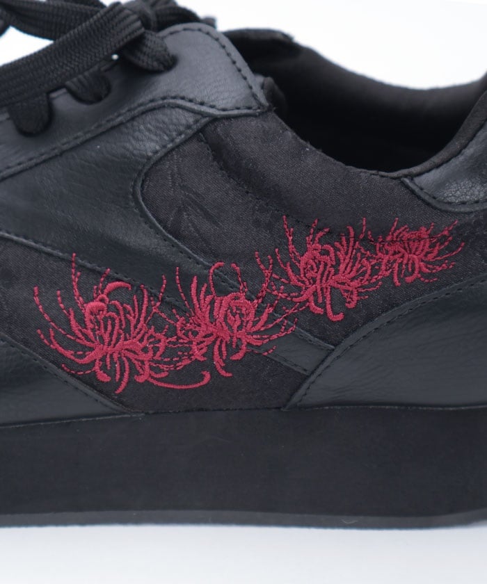Higanbana Embroidery Tabi Sneakers